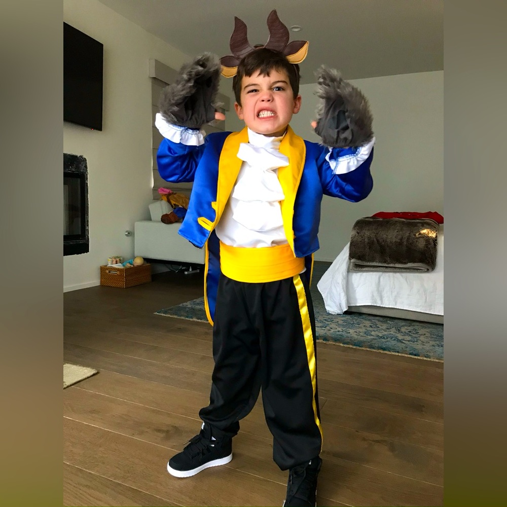 💙💛 Kids Beast Costume sz 4/5 💙💛